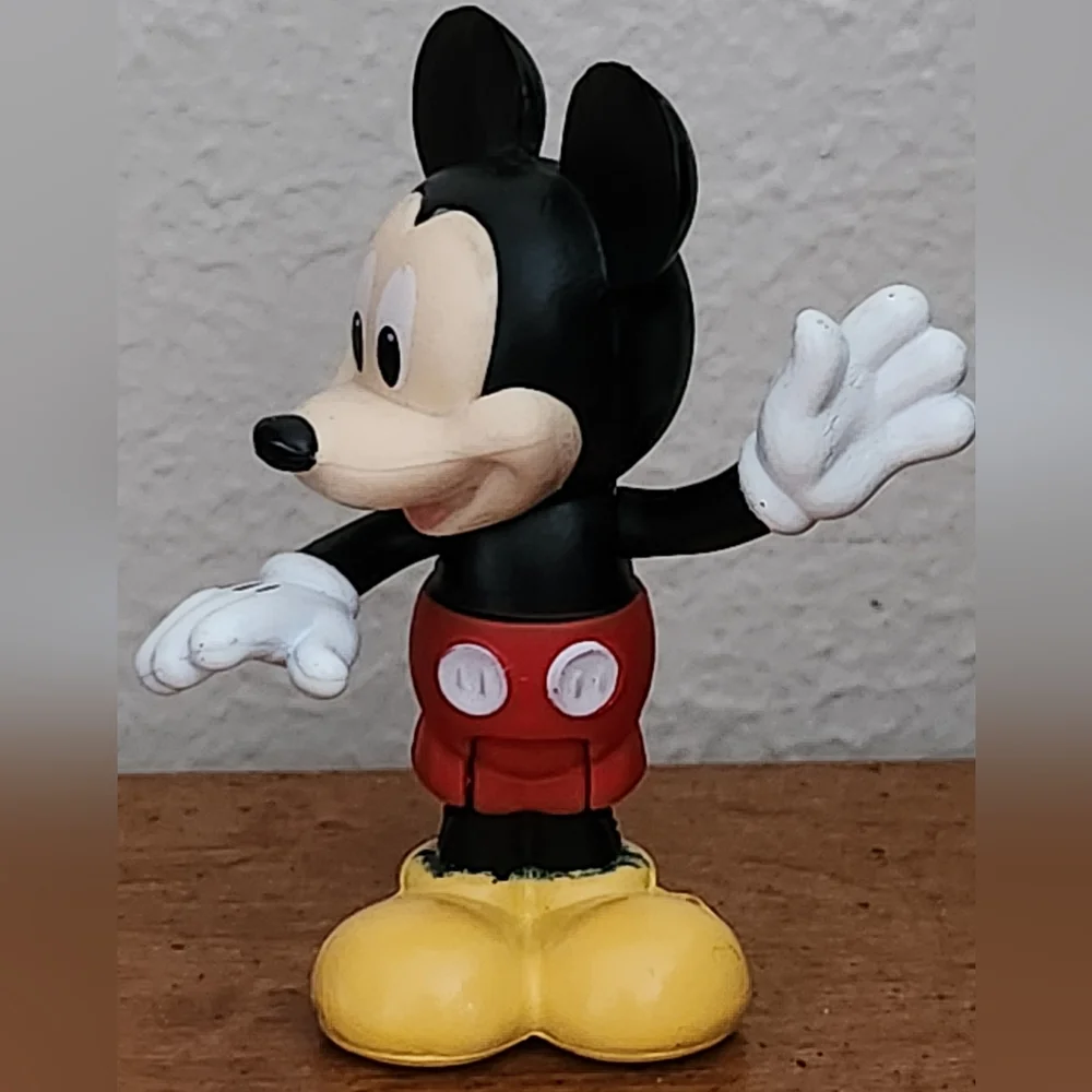 Disney classic mickey